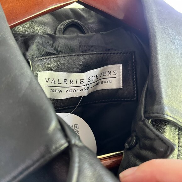 VINTAGE 90S LEATHER JACKET - Picture 4 of 6